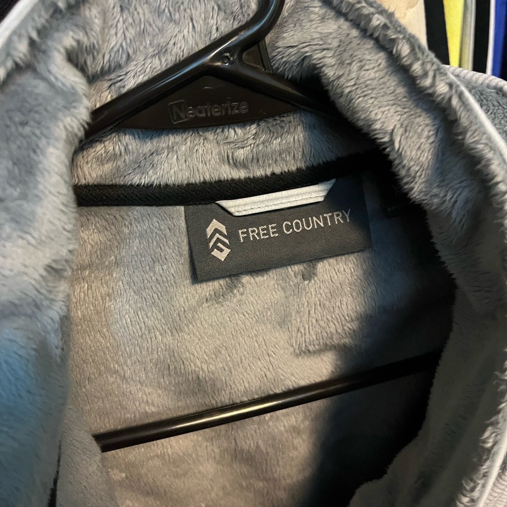 Free Country Jacket - Picture 2 of 2